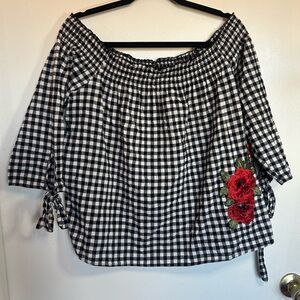 Gypsies & Moondust Gingham Blouse with Red Floral Embroidery 100 % cotton
